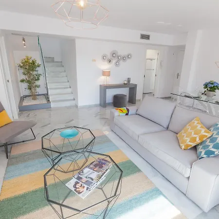 Naranjos Golf Duplex Apartment Marbella